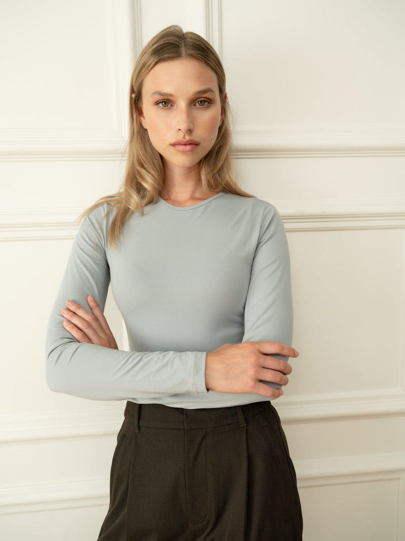 High-Quality Tops: Comparing Fabrics & Materials