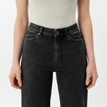 Relaxed ComfortDenim™ Jeans - Ninepine