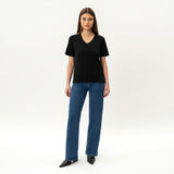 Fitted V-neck Pima T-shirt - Ninepine