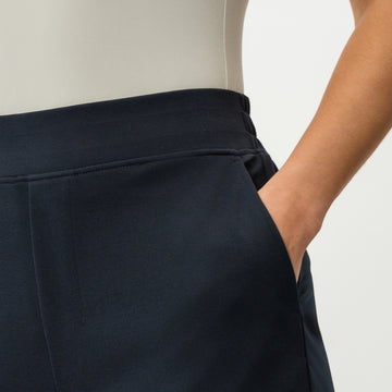Light Ponte Shorts