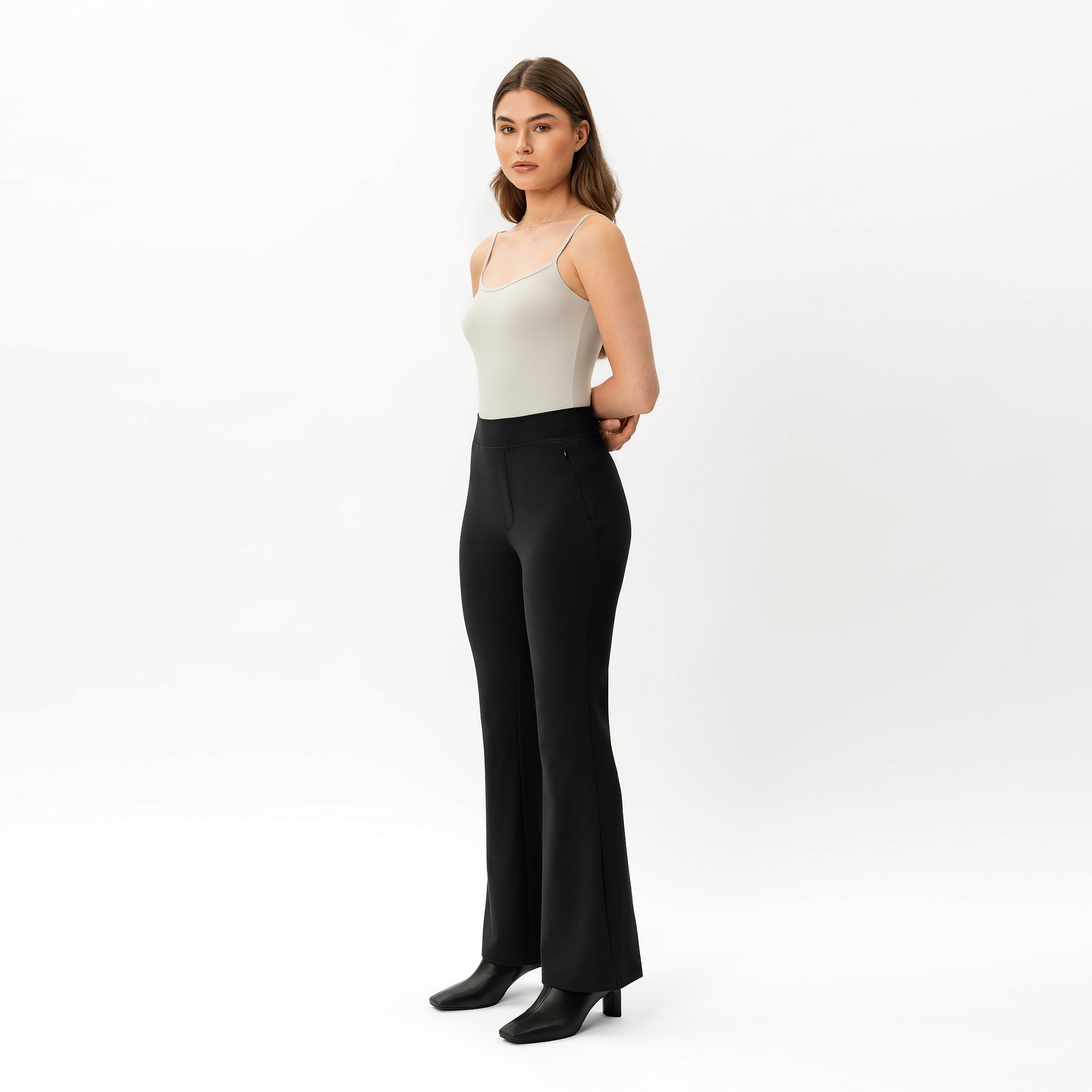 Asana Bootcut Pant - Ninepine
