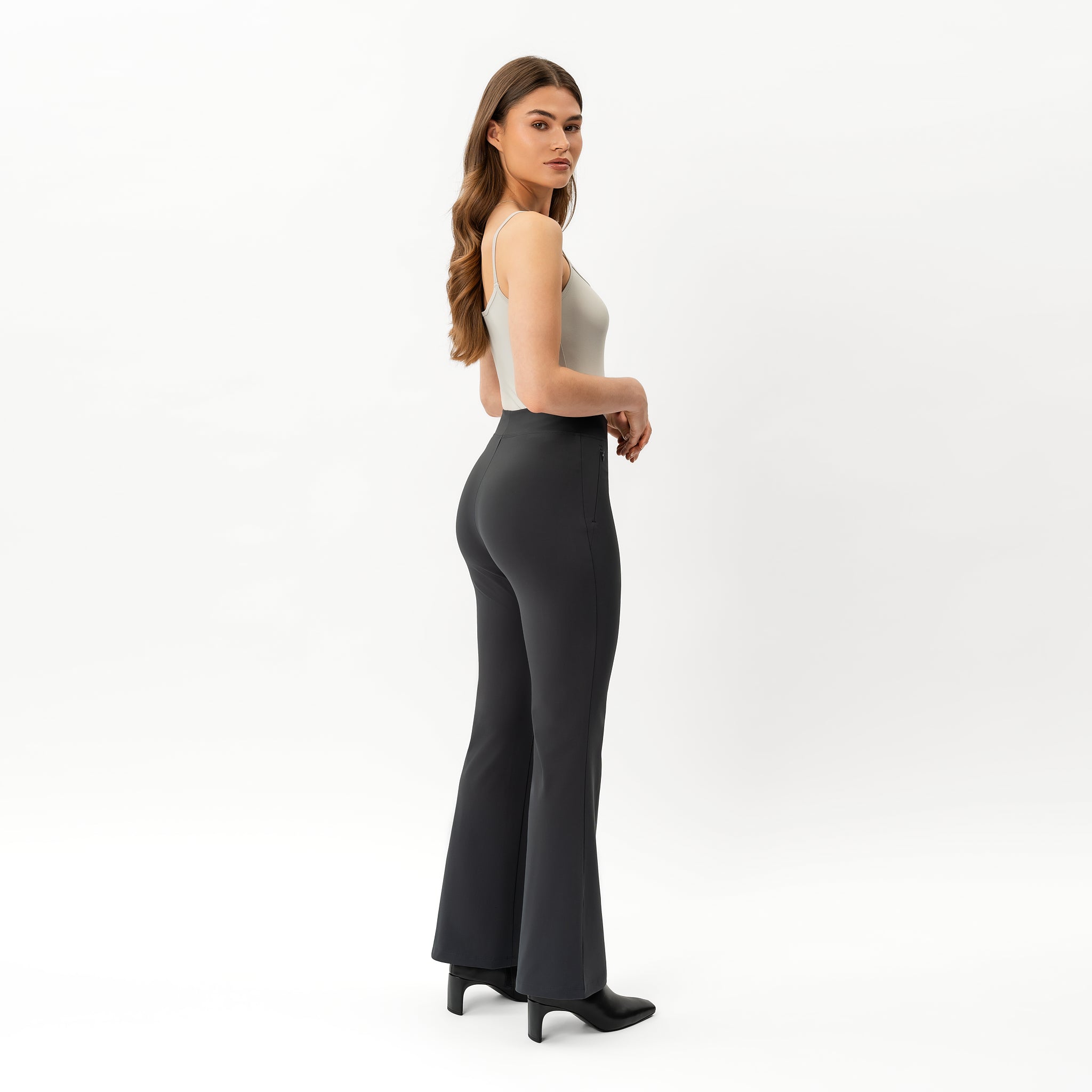 Asana Bootcut Pant - Ninepine