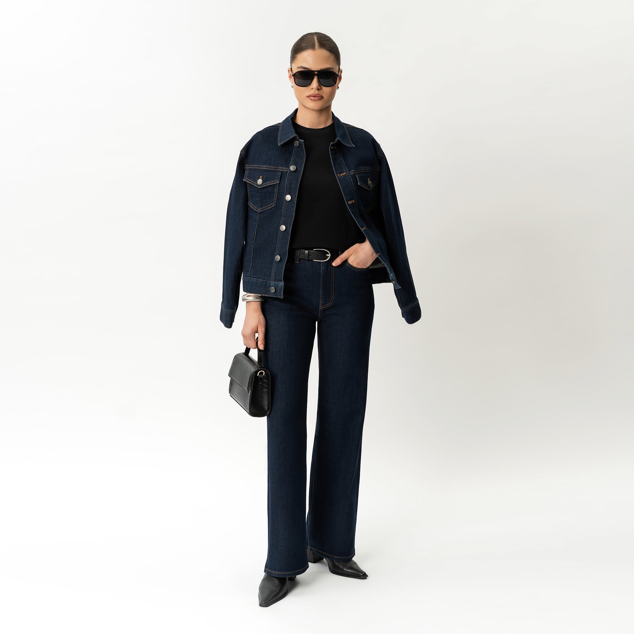 Relaxed ComfortDenim™ Jeans - Ninepine