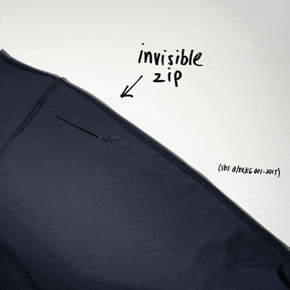 closeup gif of ninepine's asana jogger invisible zip pockets